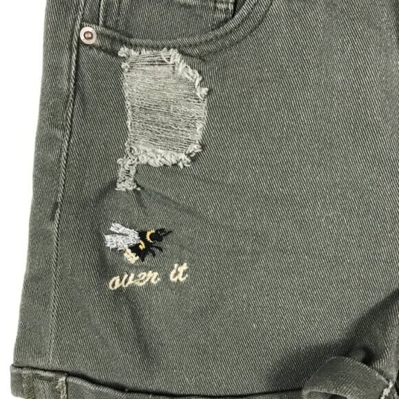 VANILLA STAR Embroidered BABE Jean Shorts NWT 11 - Picture 6 of 6